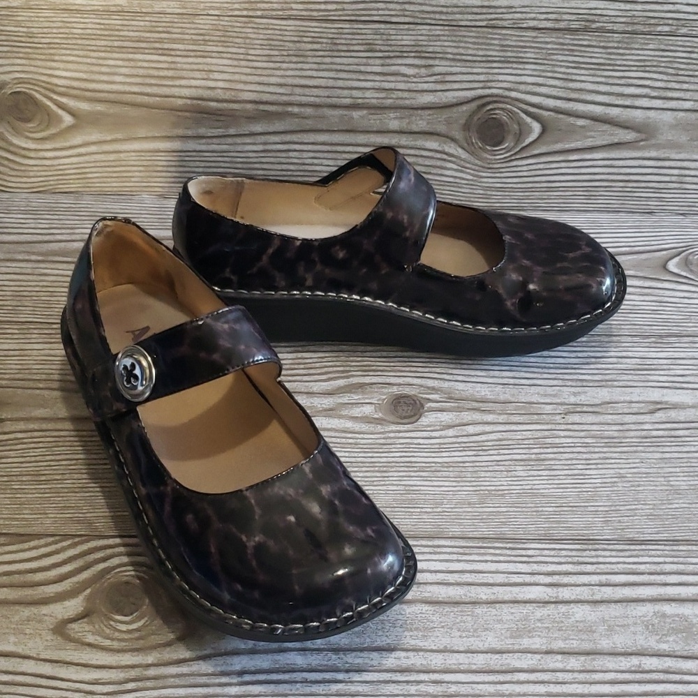 Alegria 38(8/8.5) black/gray animal print Mary Jane platforms clogs